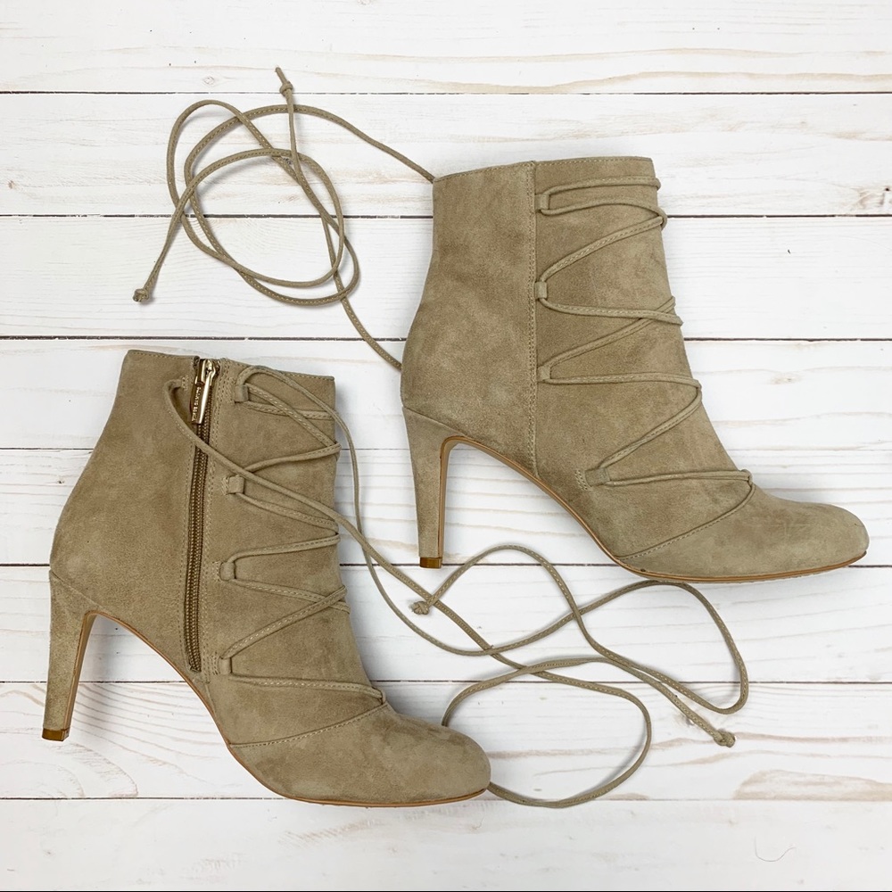 VINCE CAMUTO || Chenai Wraparound Lace Bootie
